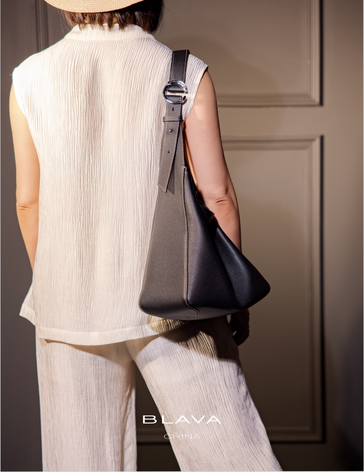 BLAVA Oriental Leather Large Hobo