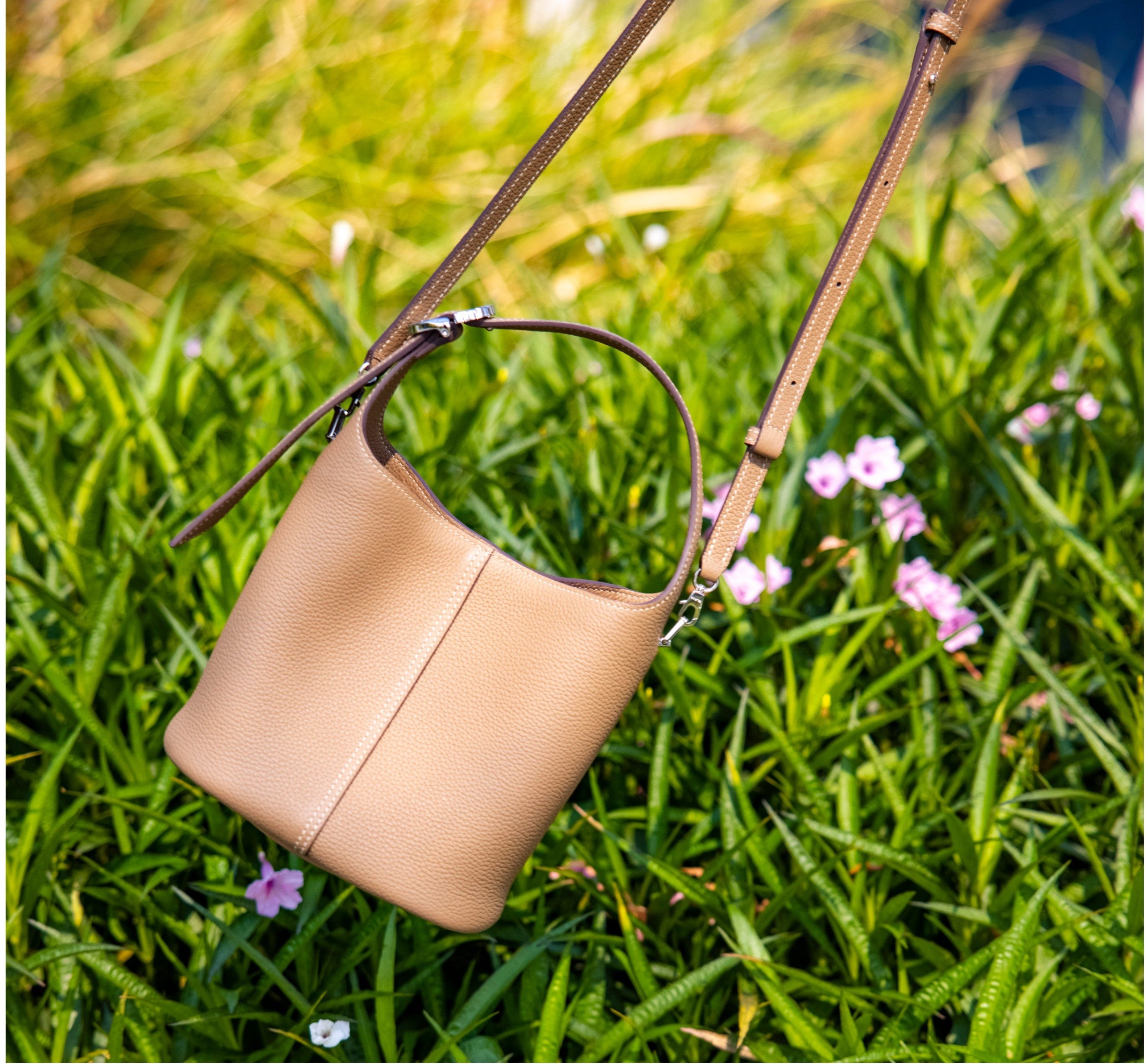 BLAVA Togo Leather Bucket Bag