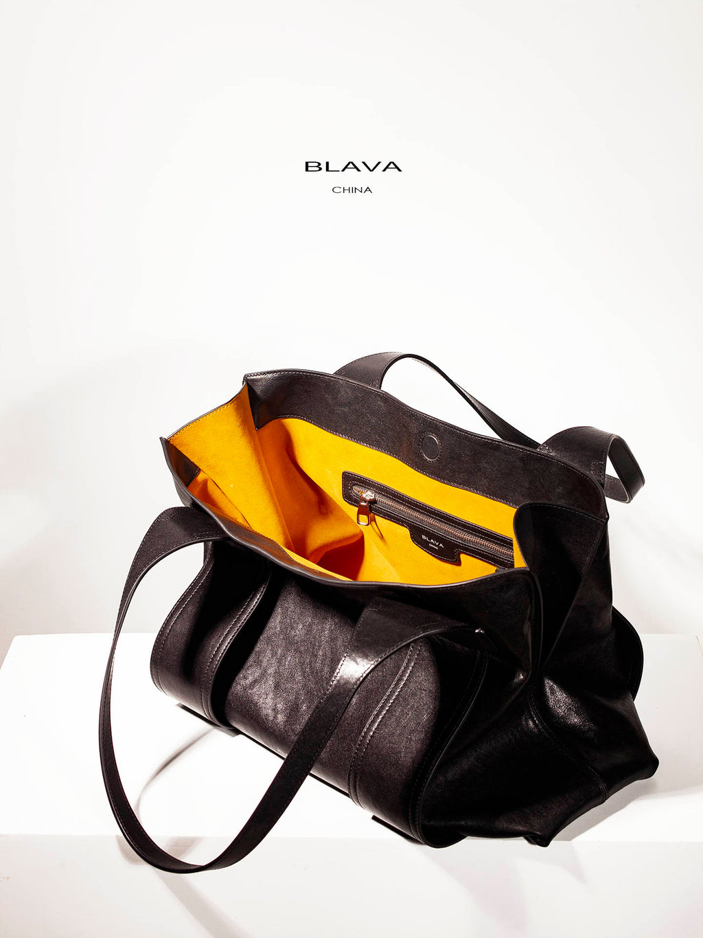 BLAVA Oversized Veg-Tanned Tote