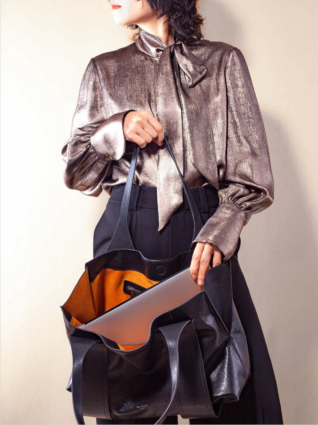BLAVA Oversized Veg-Tanned Tote