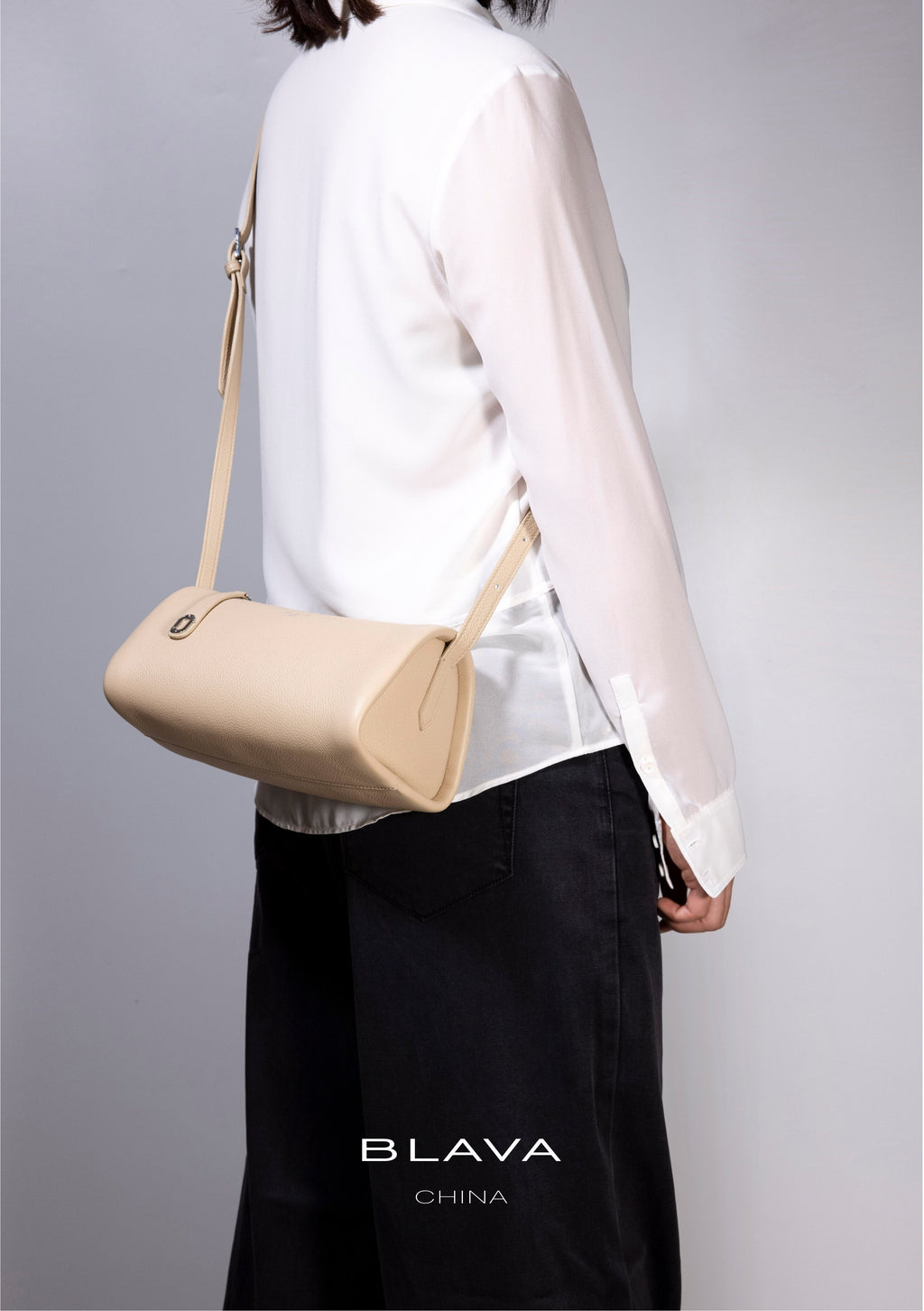 BLAVA Oriental Leather Pillow Bag