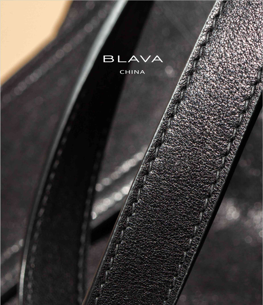 BLAVA Oversized Veg-Tanned Tote