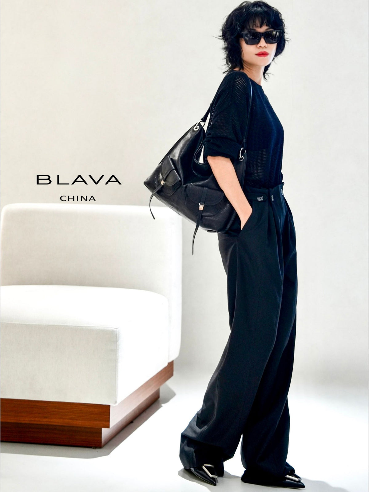 BLAVA Veg-Tanned Pocket Hobo Bag