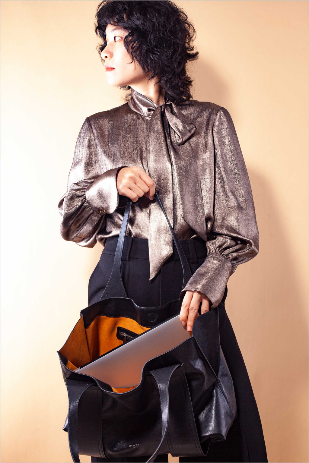 BLAVA Oversized Veg-Tanned Tote
